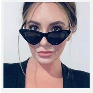 TWISTED EYEWEAR White Sunglasses